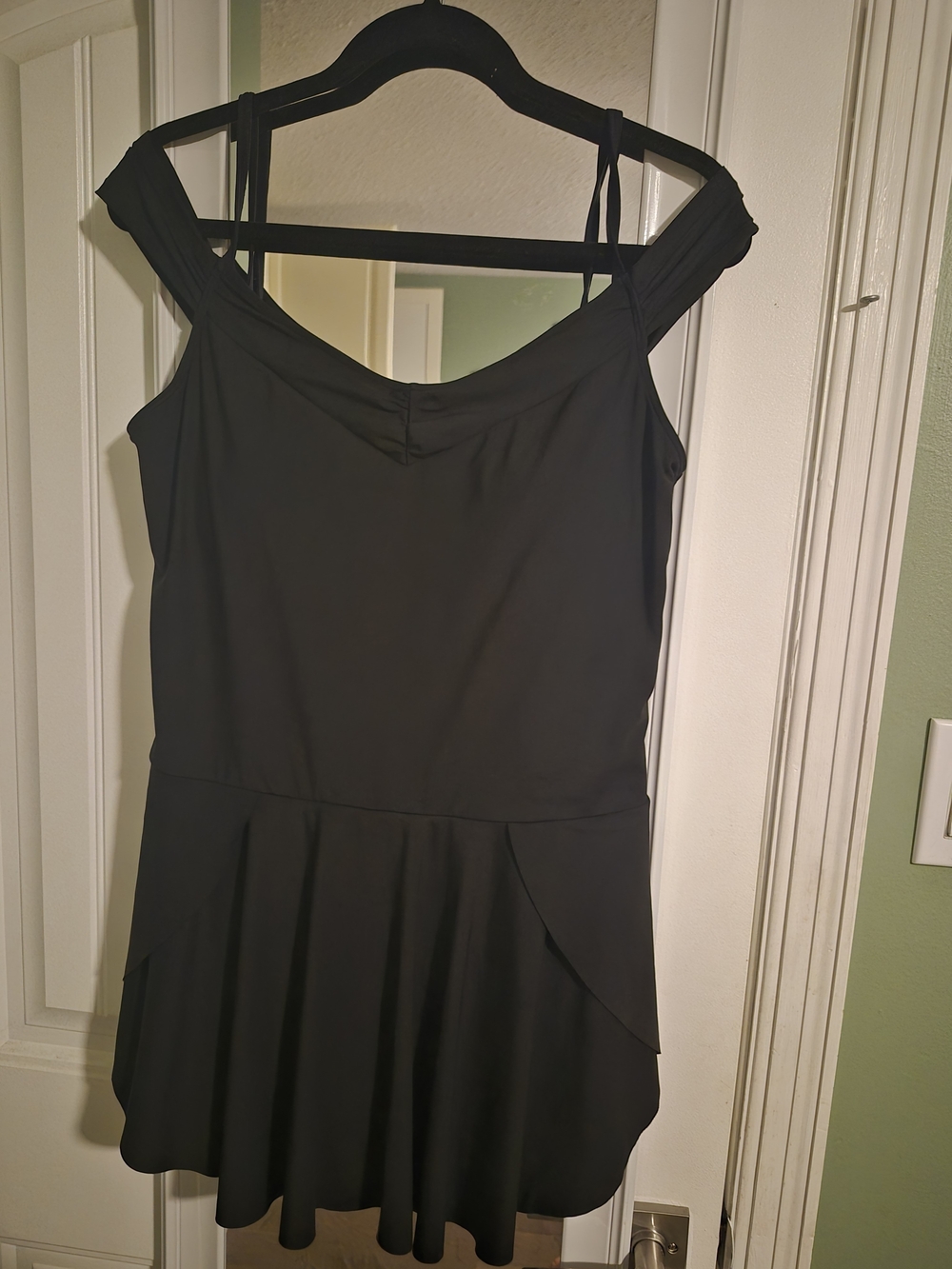 HALARA Black Off-Shoulder Mini Dress